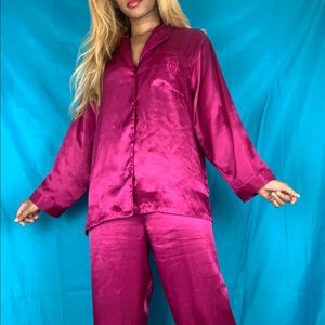 Gold label vintage Victoria’s Secret silky pjs set
